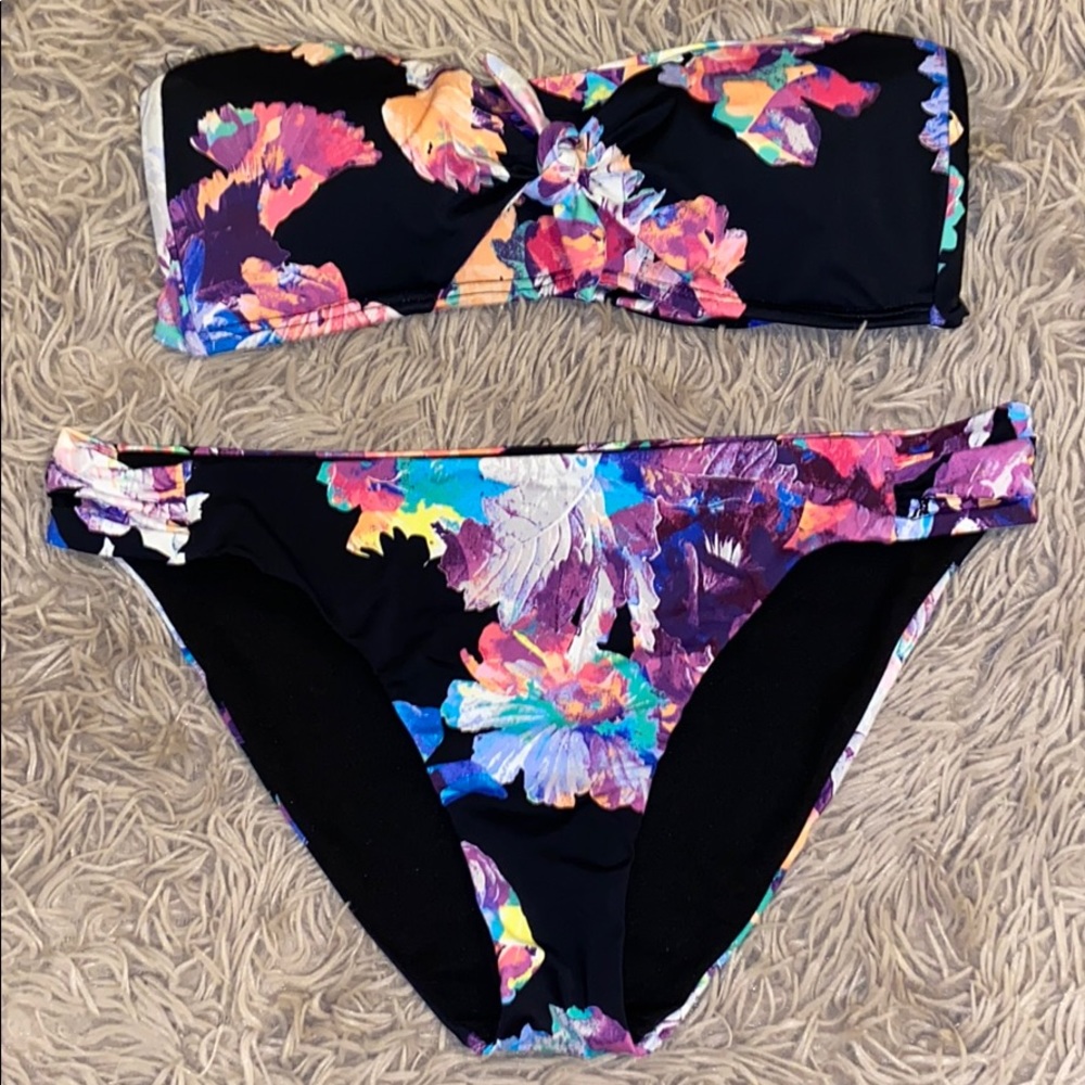 Bikini bathing suit